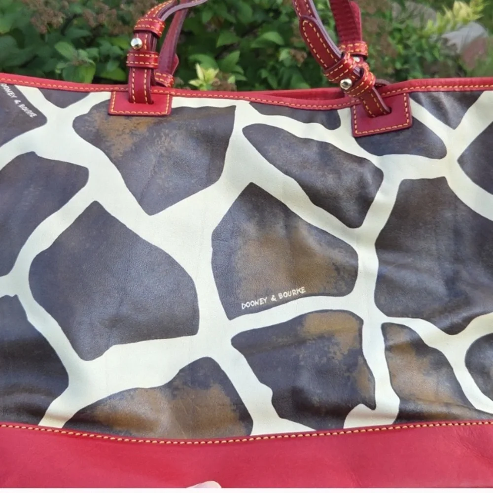 Dooney & Bourke Giraffe Shopper Red Bottom - Picture 6 of 7
